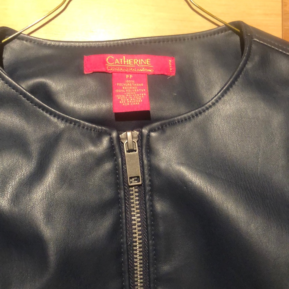 Jacket - Picture 4 of 7